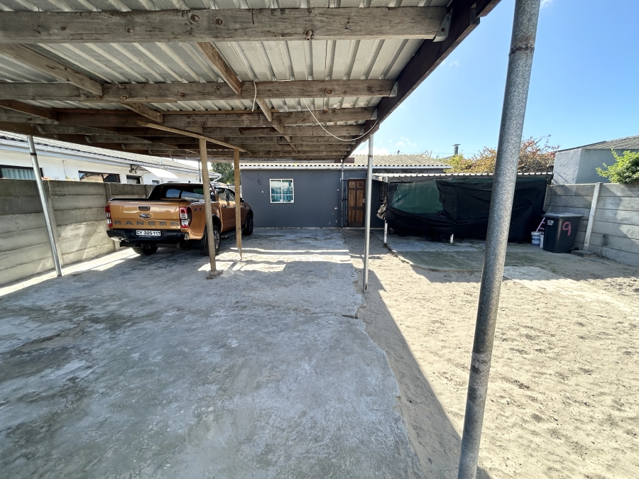 2 Bedroom Property for Sale in Bellville South Western Cape